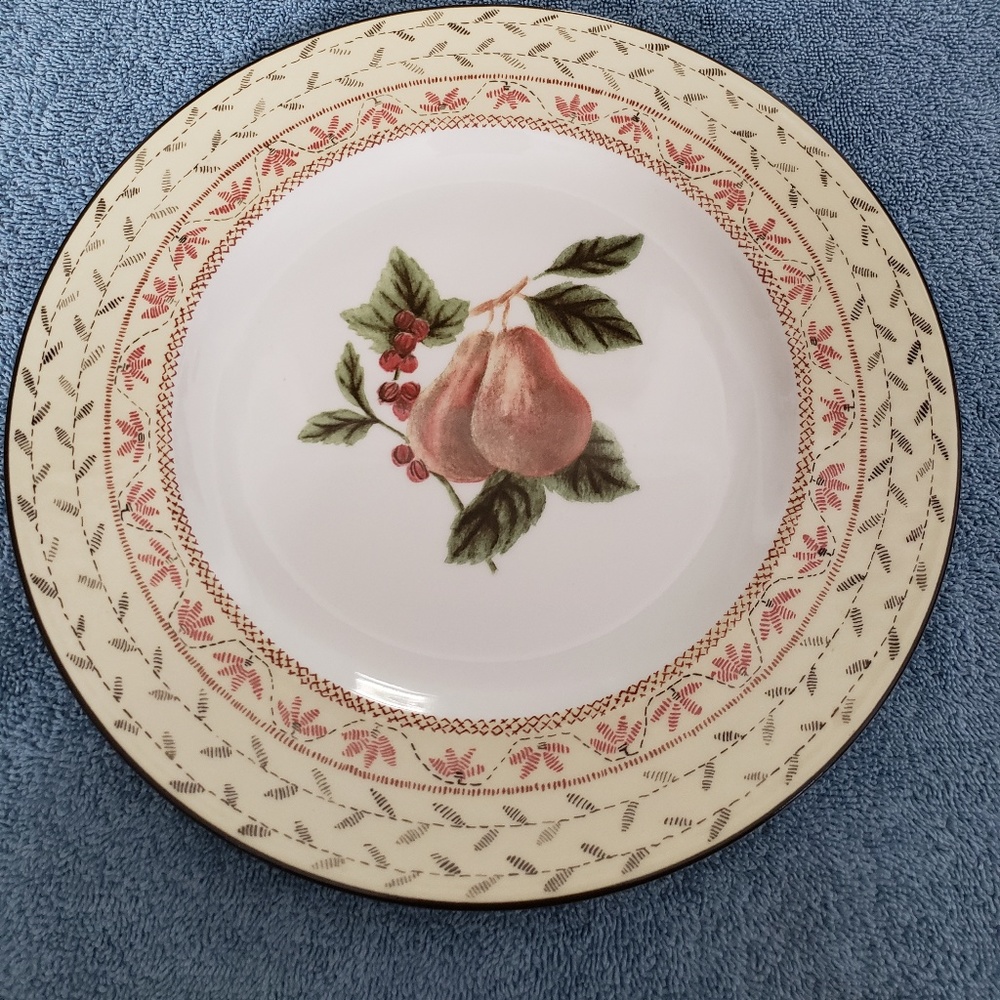 Johnson Bros Fruit Sampler Dinner Plate